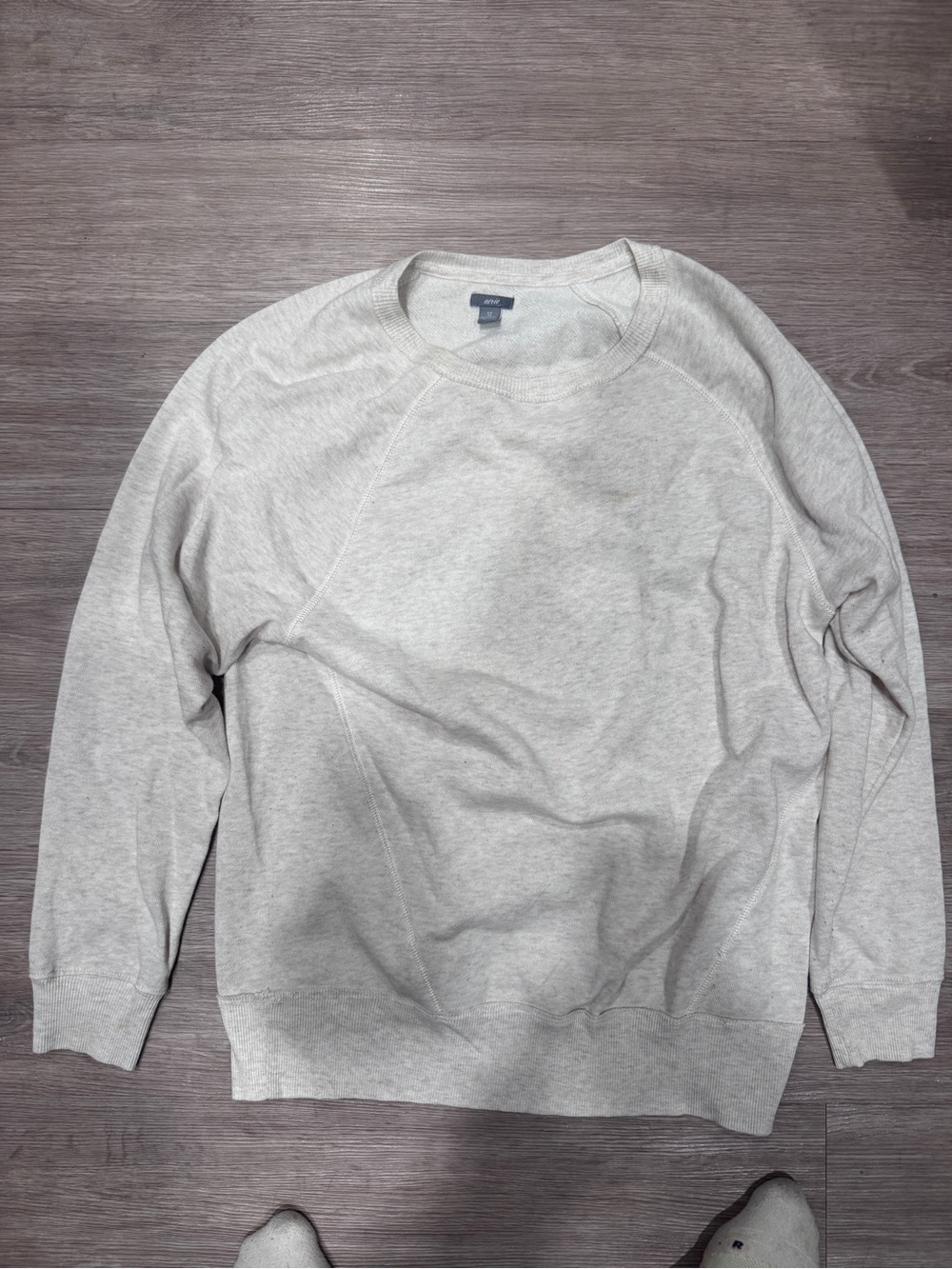 Woman’s Crewneck Sweatshirt - Light Gray